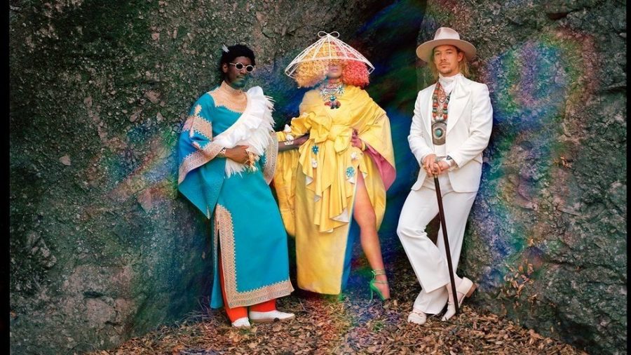 Дебютный сингл LSD - Genius: как Sia, Diplo и Labrinth решили побыть The Beatles