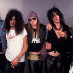 Это свершилось: состоится воссоединение Guns N’ Roses! Отрывок из книги Мика Уолла «Последние гиганты. Полная история Guns N'Roses»