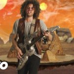 Wolfmother — Victorious (Official Video) Wolfmother - Victorious