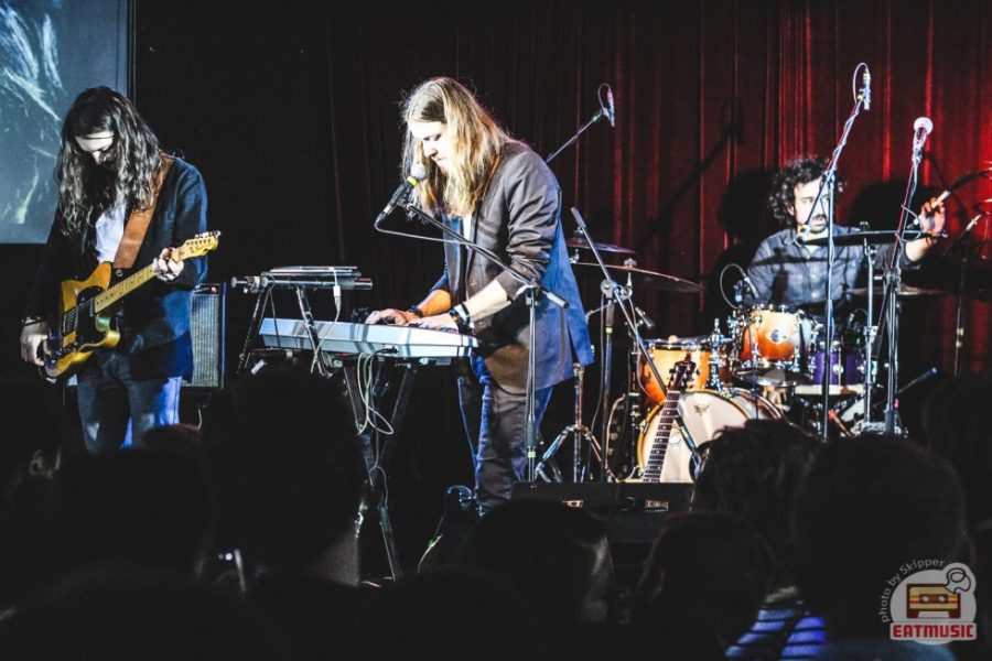 Stoneberry в клубе 16 Тонн