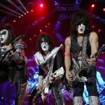 150 песен Джина Симмонса