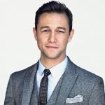 Актер Джозеф Гордон Левитт играет на барабанах в метро, и к нему можно присоединиться! Актер Джозеф Гордон Левитт играет на барабанах в метро