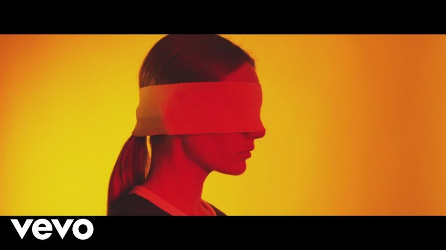 Kings Of Leon - Waste A Moment