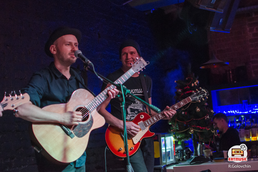 Корней в Wunder Bar