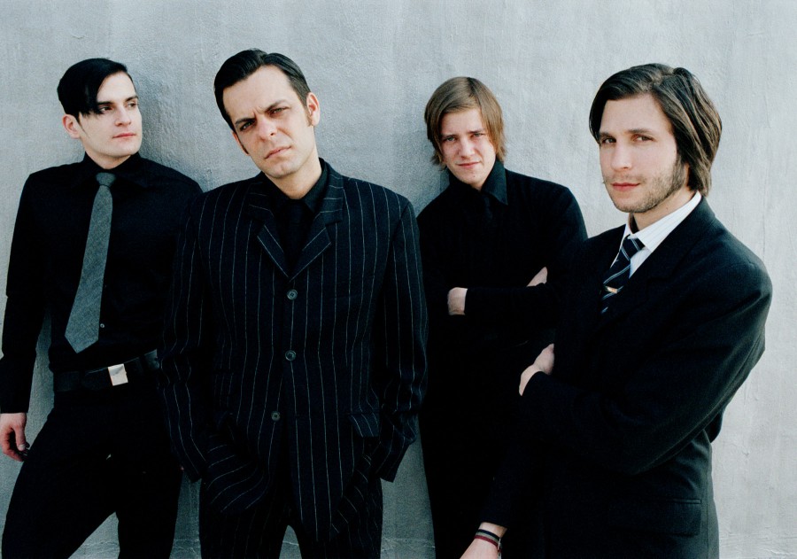 Дебютный альбом Interpol - Turn On The Bright Lights отмечает юбилей