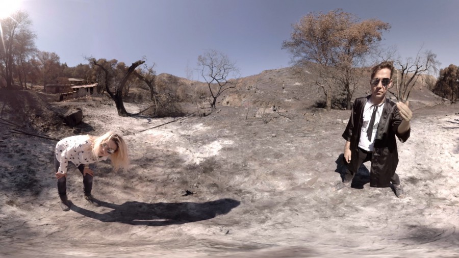 Клип The Kills - Whirling Eye