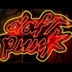POP-UP магазин Daft Punk засветился в видео POP-UP магазин Daft Punk