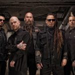 Вокалист Five Finger Death Punch Айвен Муди