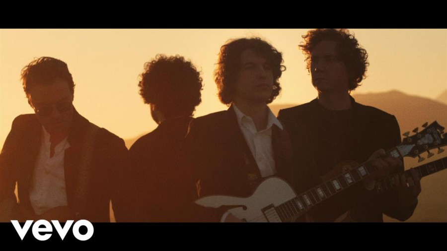 Клип The Kooks - Be Who You Are