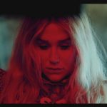 Долгожданное возвращение: новый клип Kesha — Praying