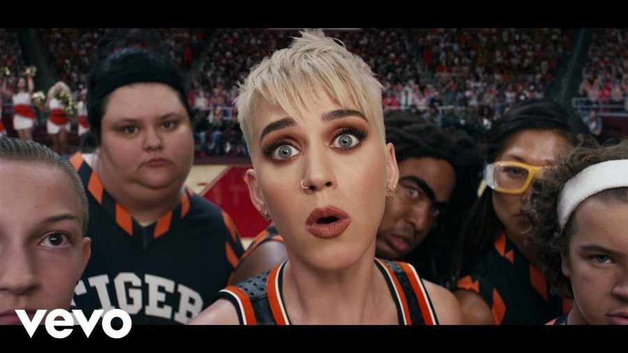 Клип Katy Perry - Swish Swish ft. Nicki Minaj