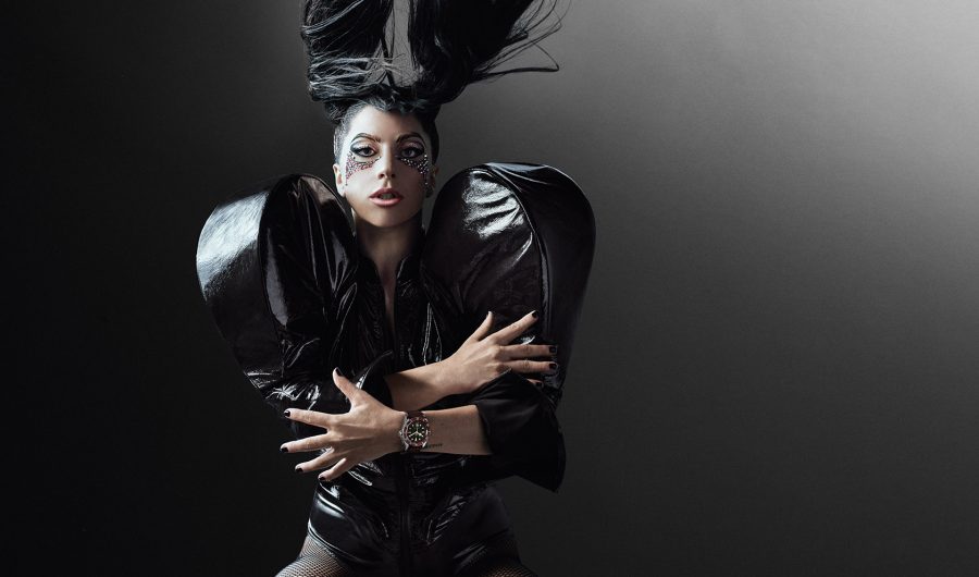 Lady Gaga стала лицом Tudor: первая женщина в мужском бренде