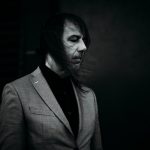 Лютнист Йозеф ван Виссем в интервью: «Я пытаюсь рассказать людям, что у них есть сердце» Jozef van Wissem in interview | Лютнист Йозеф ван Виссем в интервью