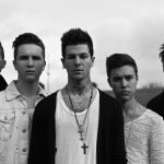 EP Neighbourhood — Hard: черно-белые романтики снова в деле? EP Neighbourhood - Hard