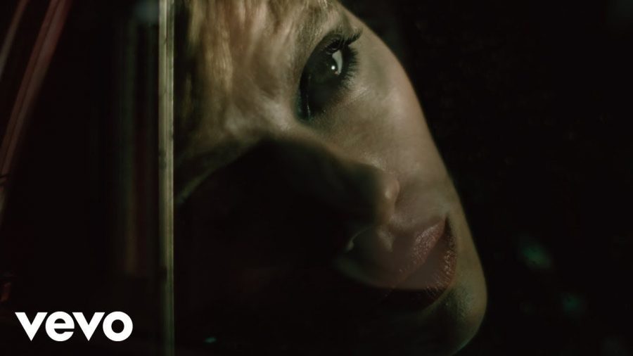 Клип Pete Yorn, Scarlett Johansson - Bad Dreams