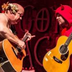 Новый альбом Tenacious D записан совместно с Дэйвом Гролом Новый альбом Tenacious D записан совместно с Дэйвом Гролом