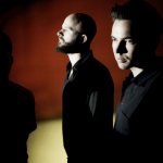 Новый сингл White Lies – Time to Give: готовность №1 к покорению наших ушей и чартов Новый сингл White Lies – Time to Give: готовность №1 к покорению наших ушей и чартов
