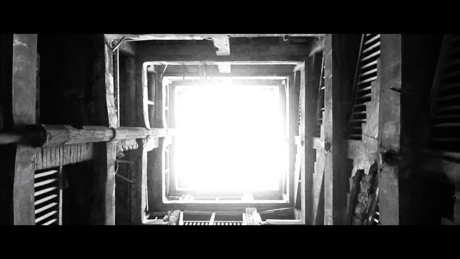 Клип Moby - Falling Rain And Light