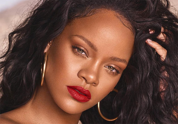 Косметический бренд Fenty Beauty Рианны снова подтвердил свое лидерство на рынке