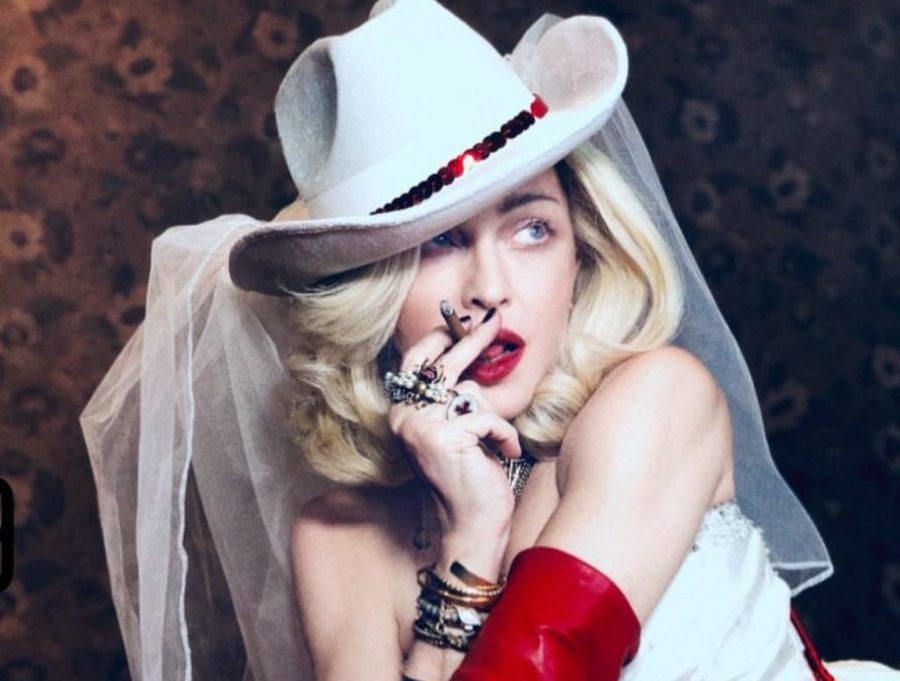 Сразу две обложки и треклист альбома Madame X: Мадонна на баррикадах