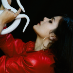 Слушать сингл Bat For Lashes — Feel For You