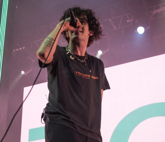 концерт группы The 1975 в Adrenaline Stadium