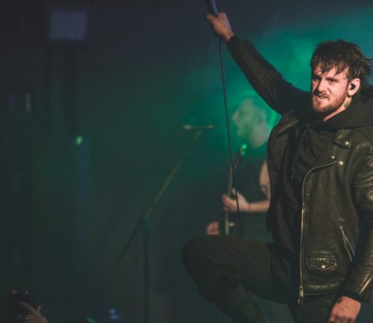 Концерт While She Sleeps в клубе ZAL