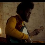 Расследование смерти известного музыканта в клипе Michael Kiwanuka - Hero