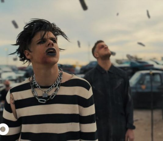 YUNGBLUD и Дэна Рейнольдса плющит в новом клипе original me