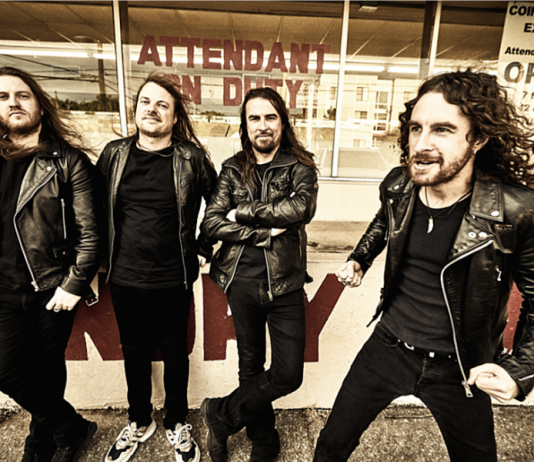 Австралийская хардрок группа Airbourne выпустила новый альбом Boneshaker