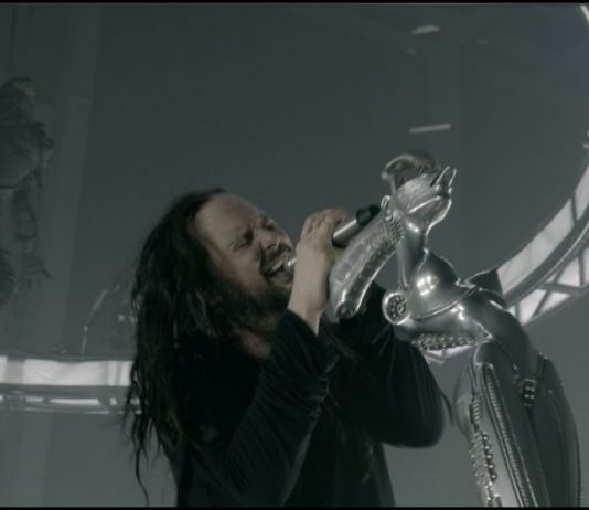 Новое видео Korn - Cold