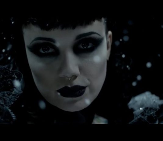 Клип Motionless In White - Another Life