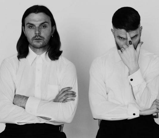 Слушать новый сингл Hurts – Voices