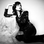 Слушать альбом Noveller — Arrow