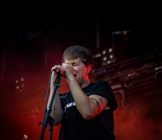 Сингл Nothing But Thieves – Unperson | Eatmusic