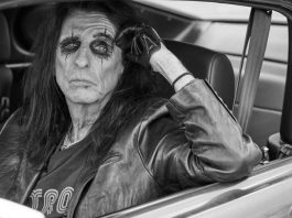 Lullaby Versions Of Alice Cooper