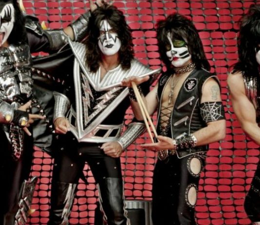 фильм о группе KISS