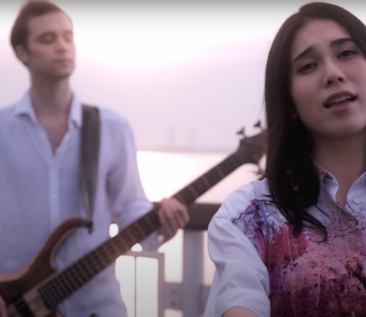 «На заре» исполнили на японском языке