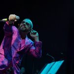 Dero Goi: ноябрьский концерт в розовом цвете